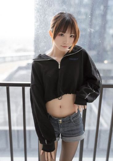 《课中坏事》在线观看