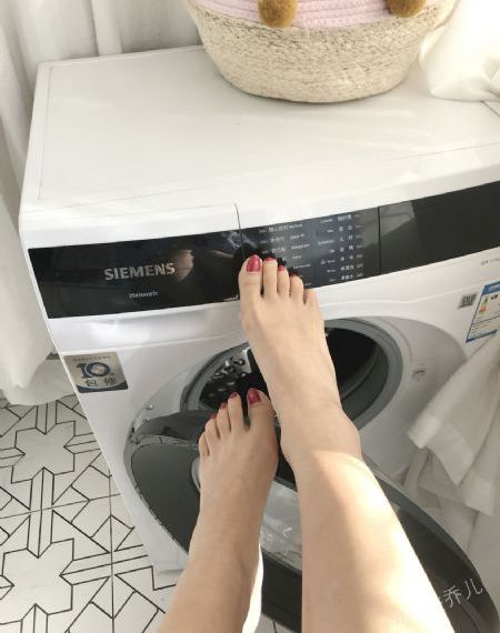 漂亮的保母