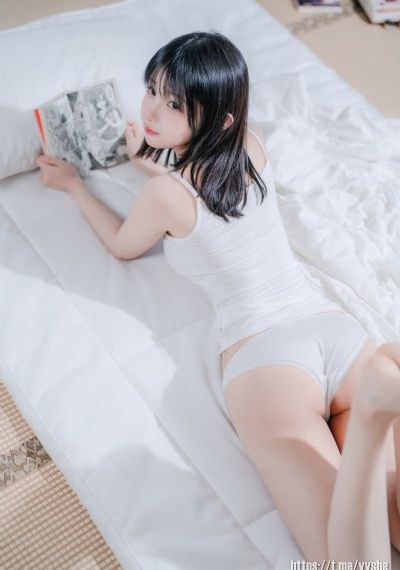 年轻的小姨子bd