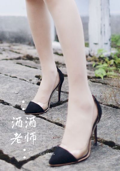 附近