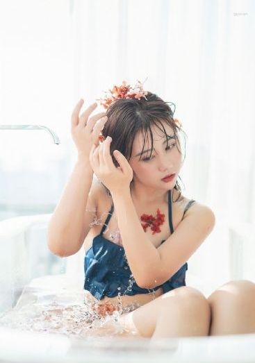 女员工的滋味在线